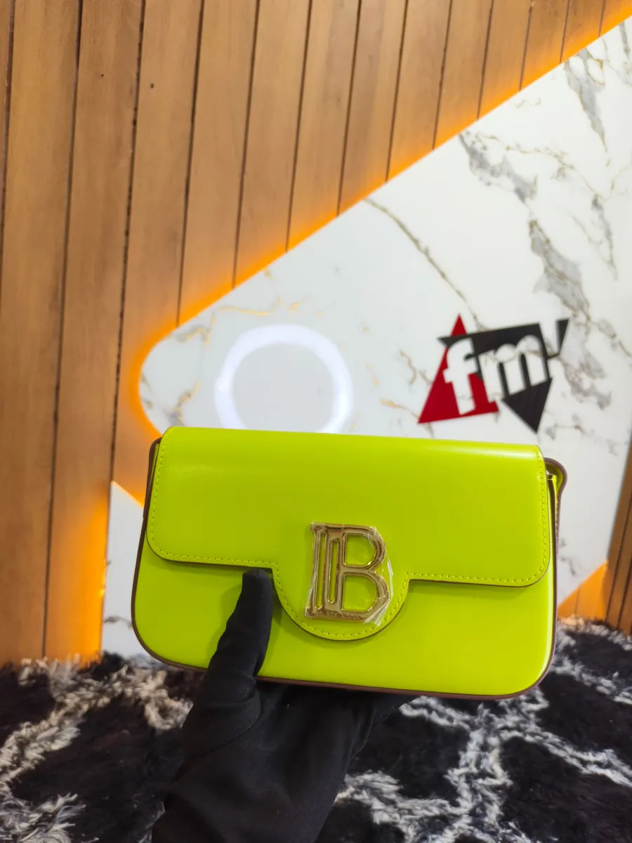 High and luxury handbags 
