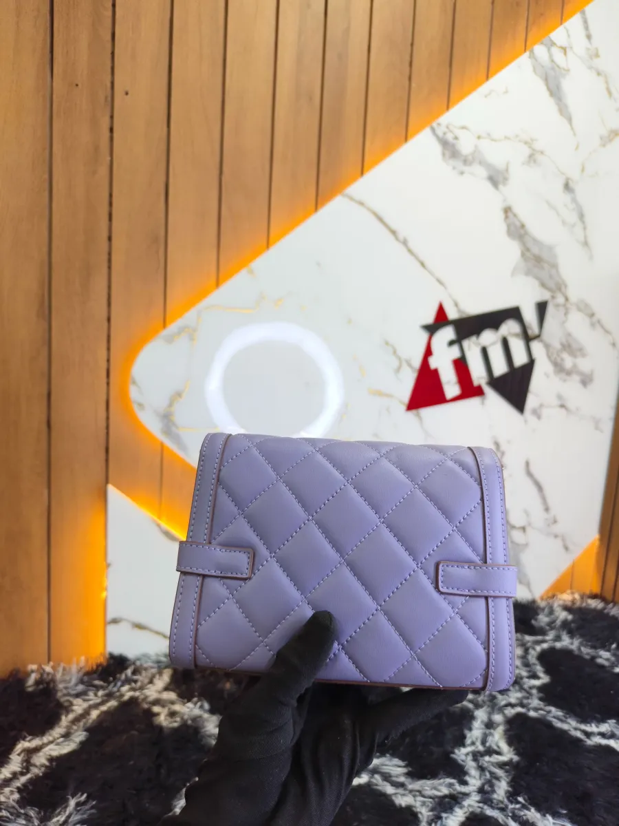High and luxury handbags 