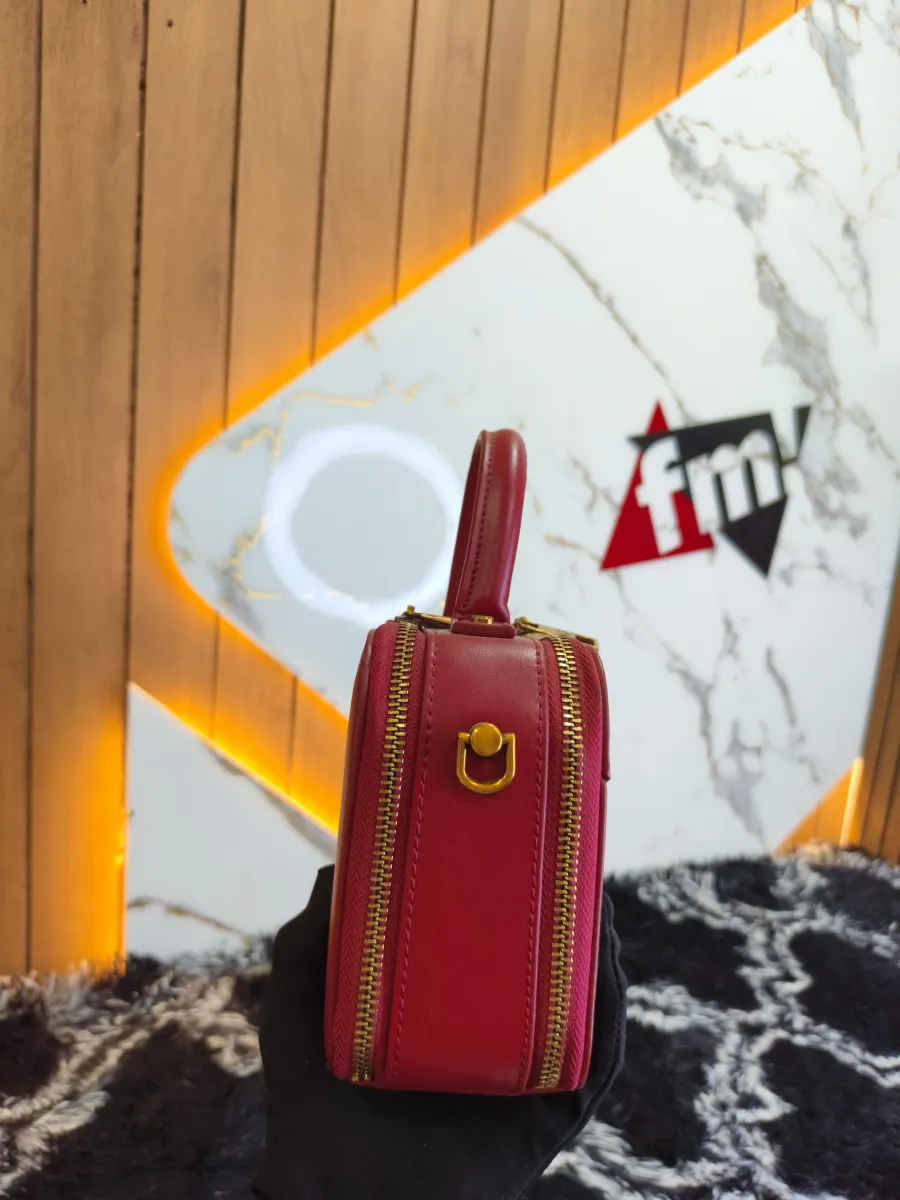 High and luxury handbags 