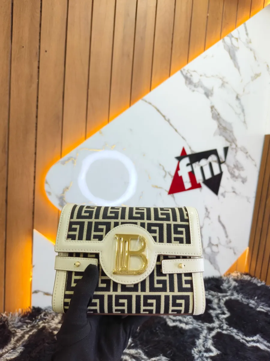 High and luxury handbags 