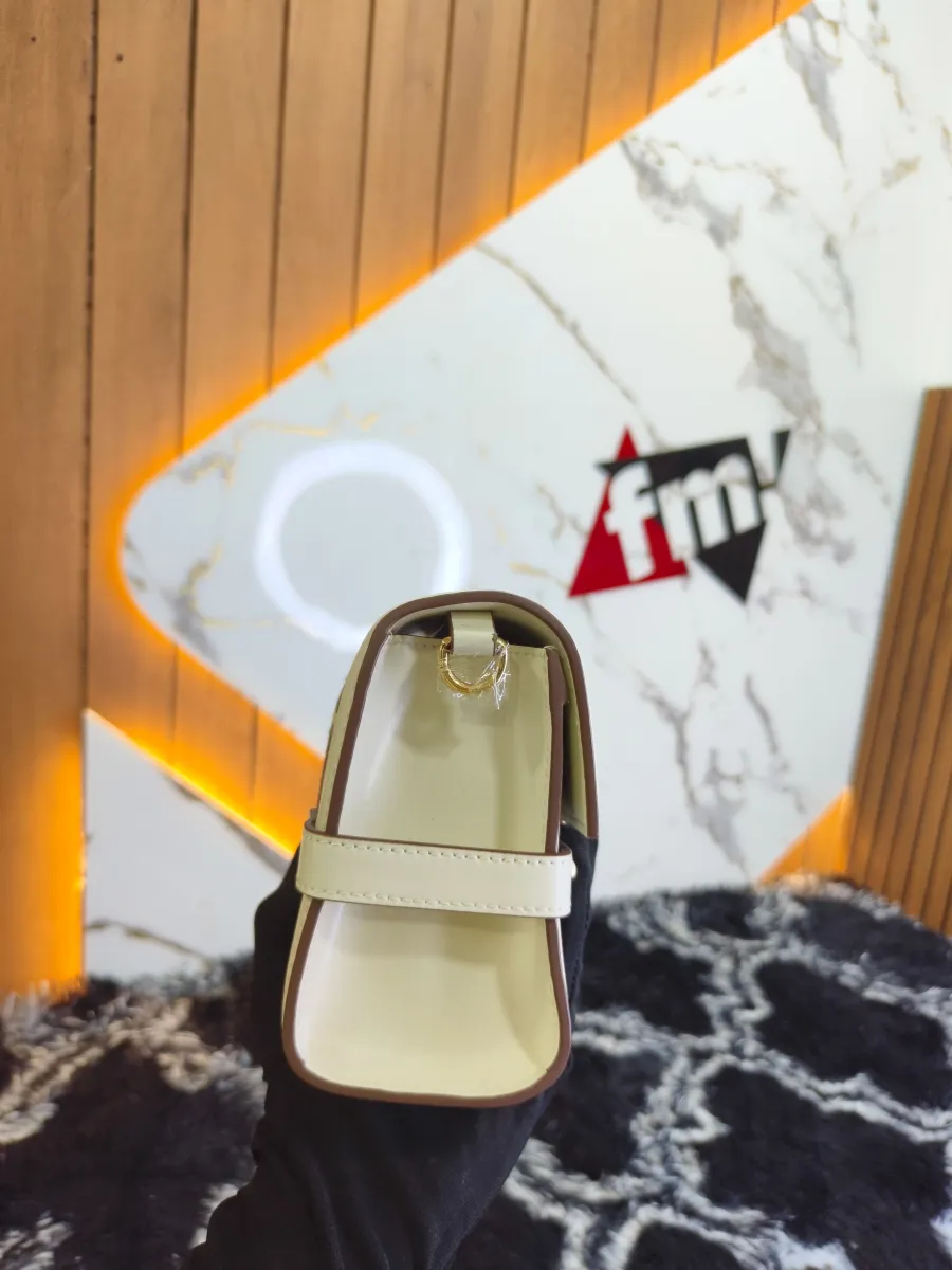High and luxury handbags 