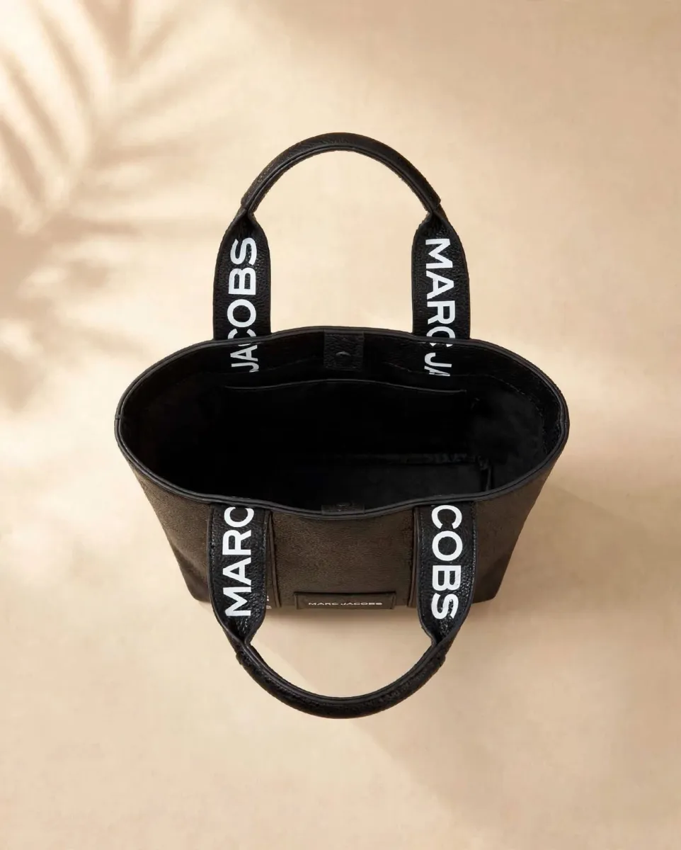MJ Signature Handle Tote Bag Black 3